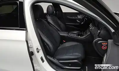 Mercedes-Benz E-Class 2023 2.0 гидро, миниатюра 9