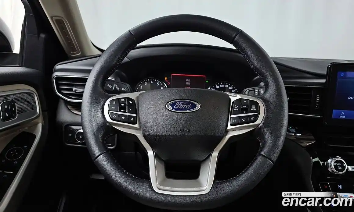 Ford Explorer 2021 2.3 гидро в Москве № 255579, фото 13