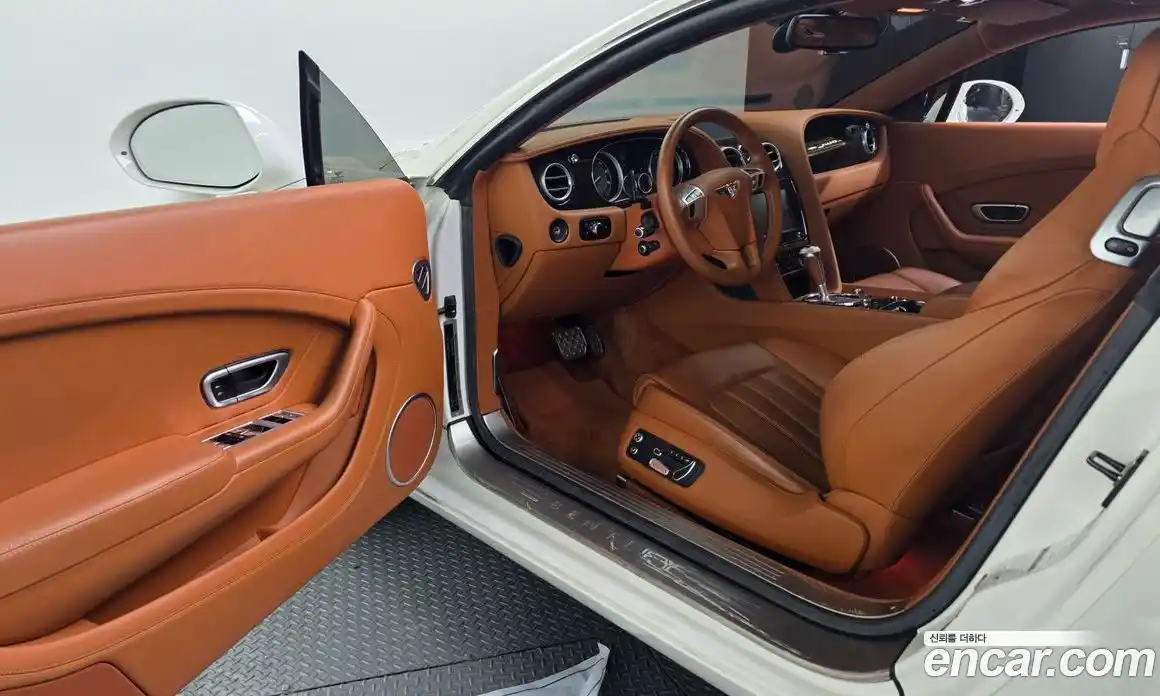 Bentley Continental 2014 4.0 гидро в Москве № 256642, фото 10