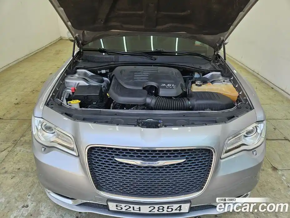 Chrysler 300C 2016 3.6 гидро в Москве № 258157, фото 14