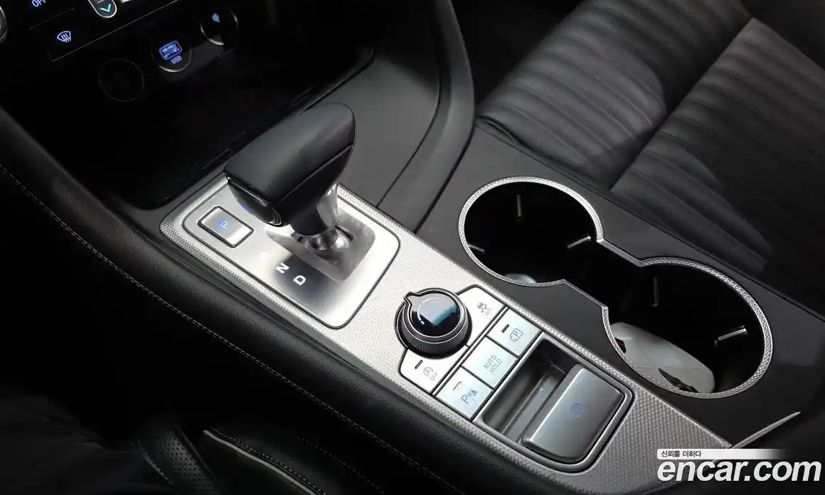Genesis G70 2023 2.5 гидро в Москве № 27671, фото 9