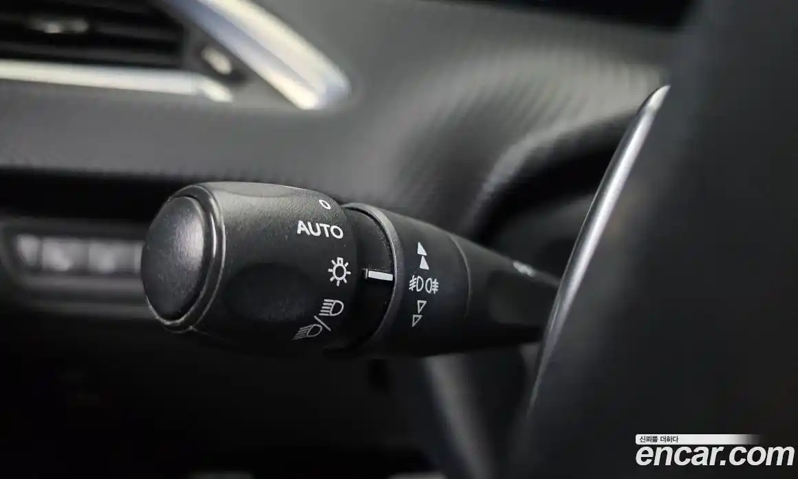 Peugeot 2008 2015 1.6 гидро в Москве № 287403, фото 18