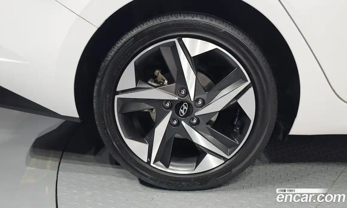 Hyundai Avante 2022 1.6 гидро в Москве № 5555, фото 5