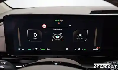 Kia Canival 2024 1.6 гидро в Москве № 55886, миниатюра 8