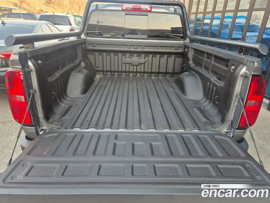 Chevrolet Colorado 2022 3.6 гидро в Москве № 857798, фото 8