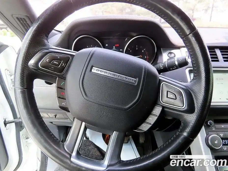 Land Rover Range-Rover Evoque 2018 2.0 гидро в Москве № 861339, фото 12