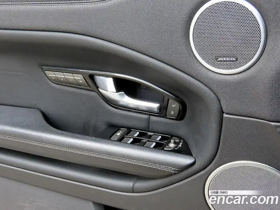 Land Rover Range-Rover Evoque 2018 2.0 гидро в Москве № 861339, фото 14