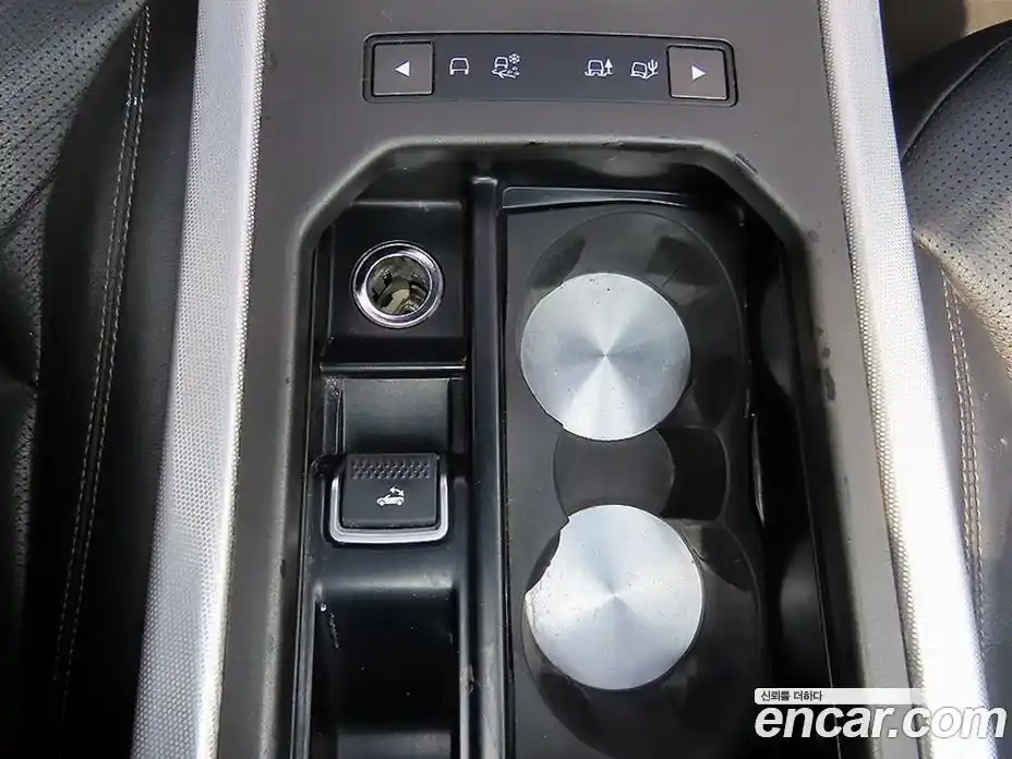 Land Rover Range-Rover Evoque 2018 2.0 гидро в Москве № 861339, фото 15