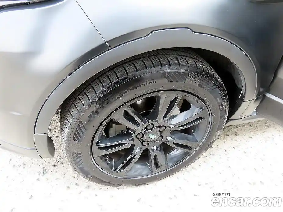 Land Rover Range-Rover Evoque 2018 2.0 гидро в Москве № 861339, фото 19