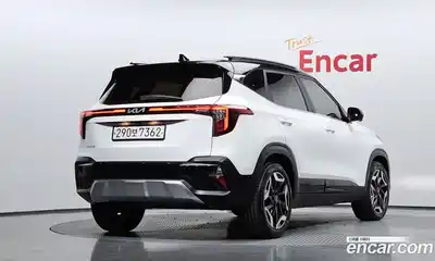 Kia Seltos 2024 1.6 гидро в Москве № 115123, миниатюра 2