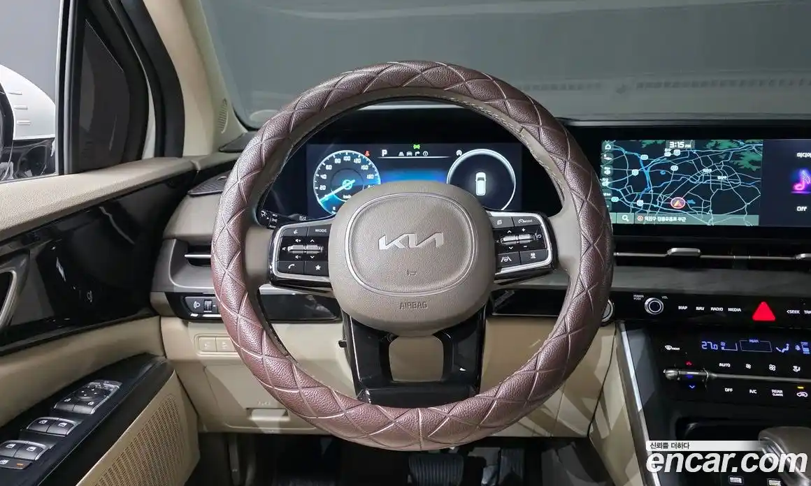 Kia Canival 2023 2.2 гидро в Москве № 115728, фото 14