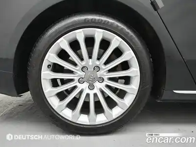 Audi A8 2015 3.0 гидро в Москве № 1422367, миниатюра 5