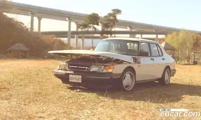 Saab 900, 1993