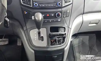 Hyundai Starex 2018 2.5 гидро в Москве № 1537477, миниатюра 9