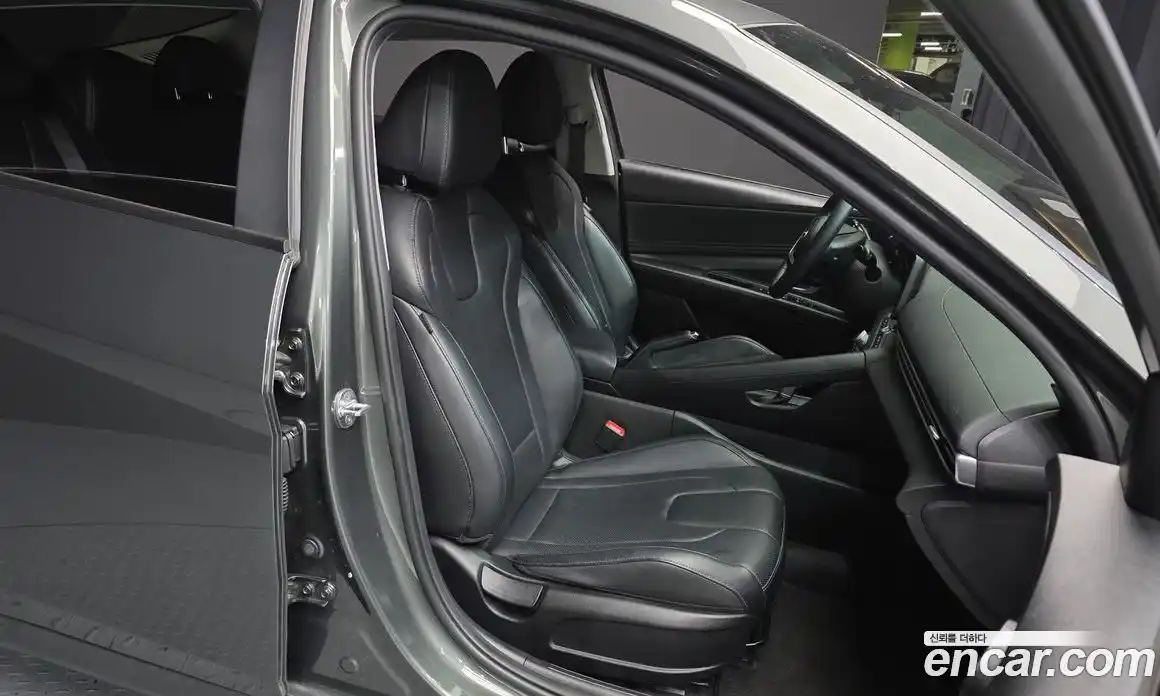 Hyundai Avante 2022 1.6 гидро в Москве № 1537646, фото 12