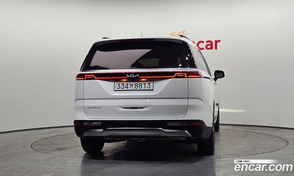 Kia Canival 2023 3.5 гидро в Москве № 1538328, фото 4