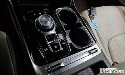 Kia Canival 2023 3.5 гидро в Москве № 1538328, миниатюра 9