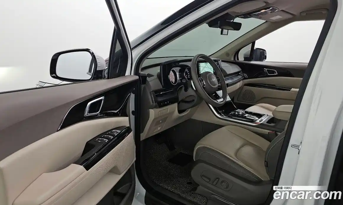 Kia Canival 2023 3.5 гидро в Москве № 1538328, фото 10