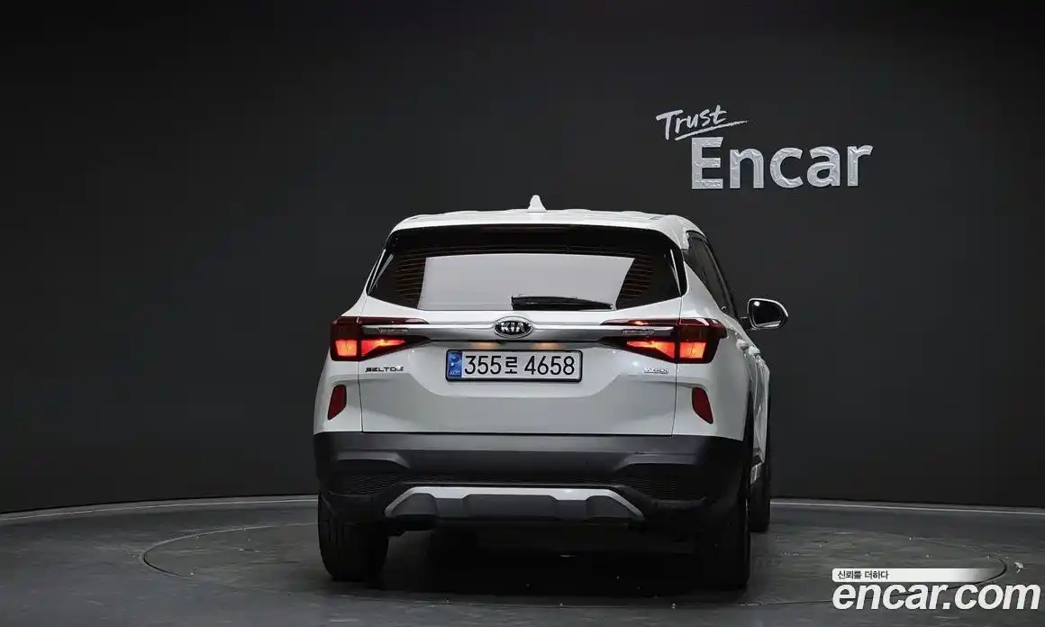 Kia Seltos 2021 1.6 гидро в Москве № 1538676, фото 4