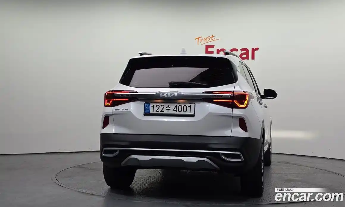 Kia Seltos 2022 1.6 гидро в Москве № 1538684, фото 4