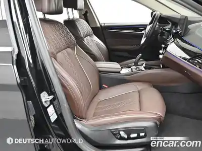 BMW 5-Series 2022 2.0 гидро в Москве № 1540971, миниатюра 10