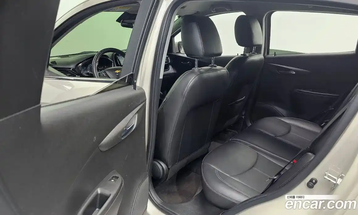 Chevrolet Spark 2017 1.0 гидро в Москве, фото 11