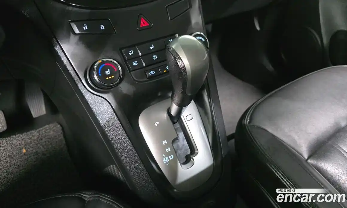 Chevrolet Orlando 2011 2.0 гидро в Москве № 1542149, фото 9
