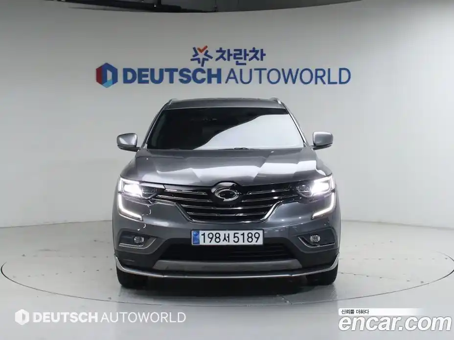 Renault QM6 2018 2.0 гидро в Москве № 1543671, фото 3