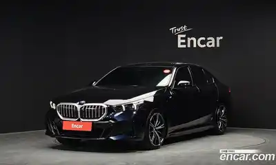 BMW 5-Series, 2025
