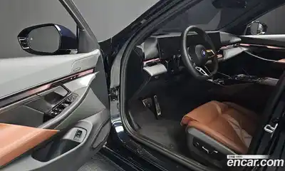 BMW 5-Series 2025 2.0 гидро в Москве № 1544043, миниатюра 11