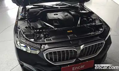 BMW 5-Series 2025 2.0 гидро в Москве № 1544043, миниатюра 6