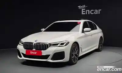 BMW 5-Series, 2022