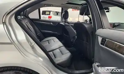Mercedes-Benz C-Class 2009 2.5 гидро в Москве № 1545647, миниатюра 11
