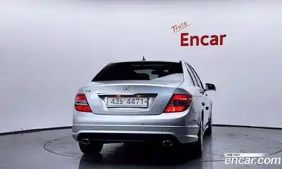 Mercedes-Benz C-Class 2009 2.5 гидро в Москве № 1545647, миниатюра 4