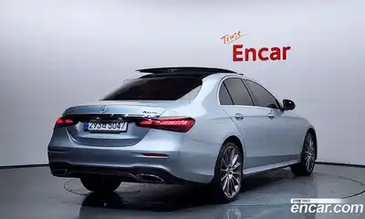Mercedes-Benz E-Class 2022 2.0 гидро в Москве № 1545693, миниатюра 2