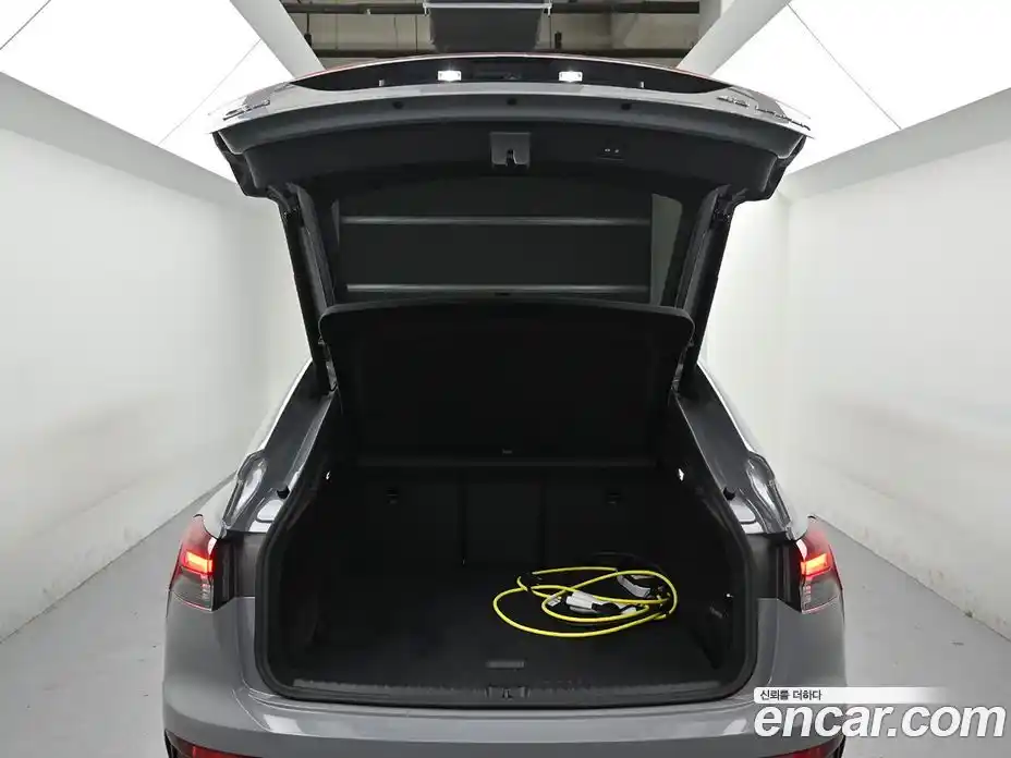 Audi Q4 e-tron 2024 1.0 гидро в Москве № 1546583, фото 20