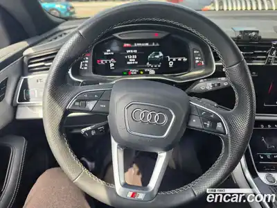 Audi Q8 2021 3.0 гидро в Москве № 1546630, миниатюра 9