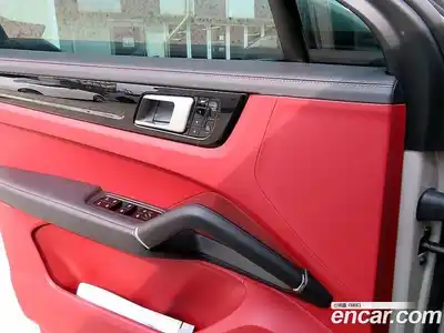 Porsche Cayenne 2021 3.0 гидро в Москве № 1547440, миниатюра 11