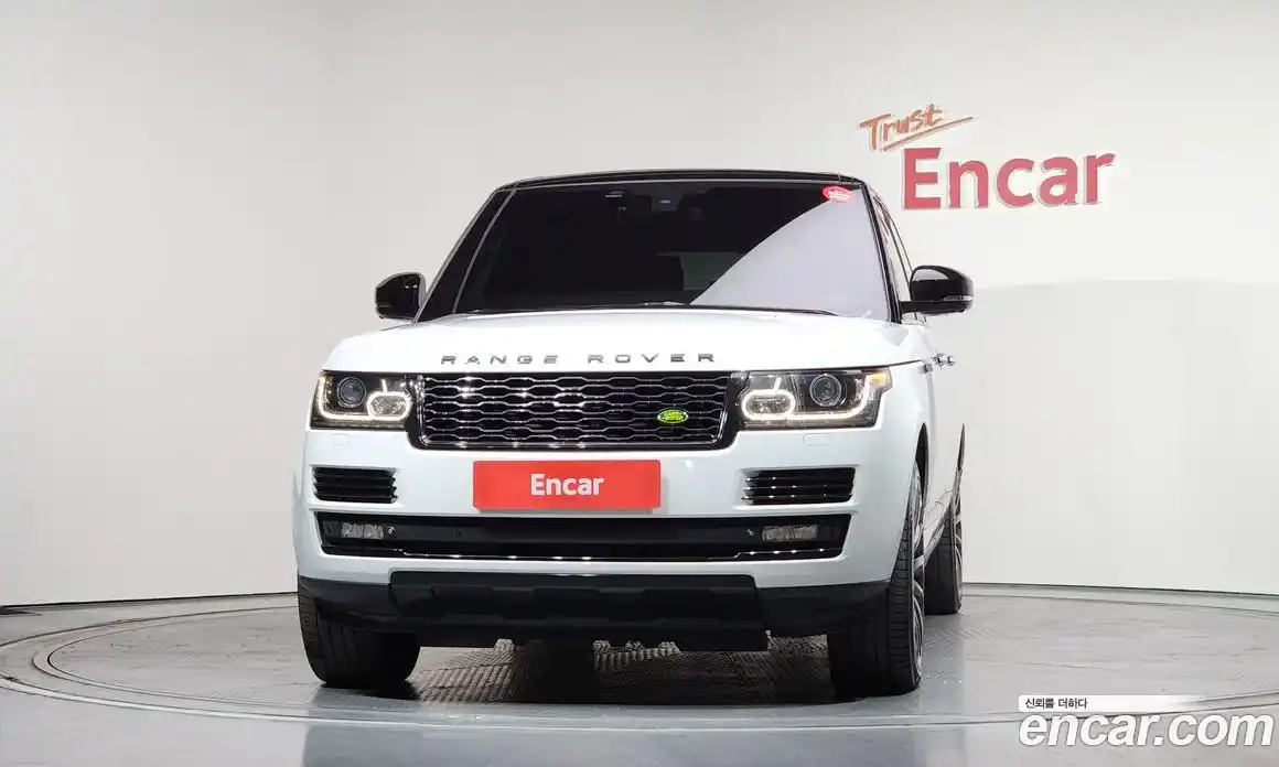 Land Rover Range-Rover 2015 4.4 гидро в Москве № 1547785, фото 3