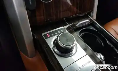 Land Rover Range-Rover 2015 4.4 гидро в Москве № 1547785, миниатюра 9