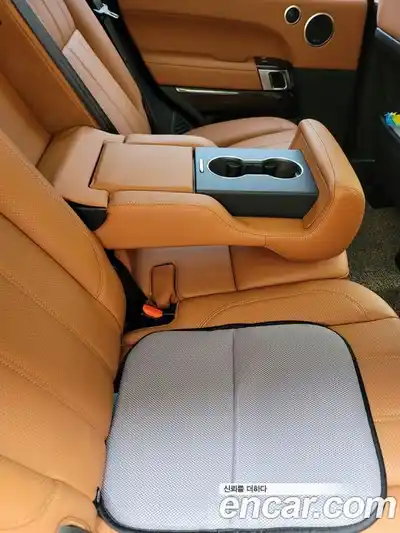 Land Rover Range-Rover 2017 4.4 гидро в Москве № 1547836, миниатюра 3