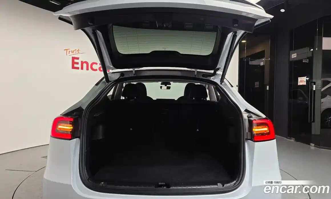 Tesla Model Y 2024 0.2 гидро в Москве № 1548586, фото 20