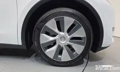 Tesla Model Y 2024 0.2 гидро в Москве № 1548586, миниатюра 5