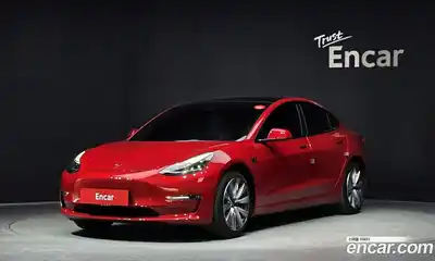 Tesla Model 3, 2022
