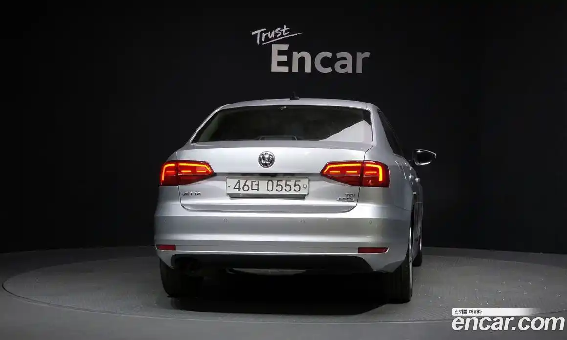 Volkswagen Jetta 2015 2.0 гидро в Москве № 1549116, фото 4