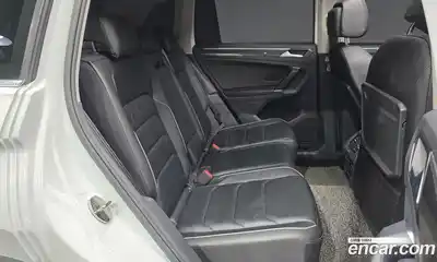 Volkswagen Tiguan 2018 2.0 гидро в Москве № 1549253, миниатюра 12