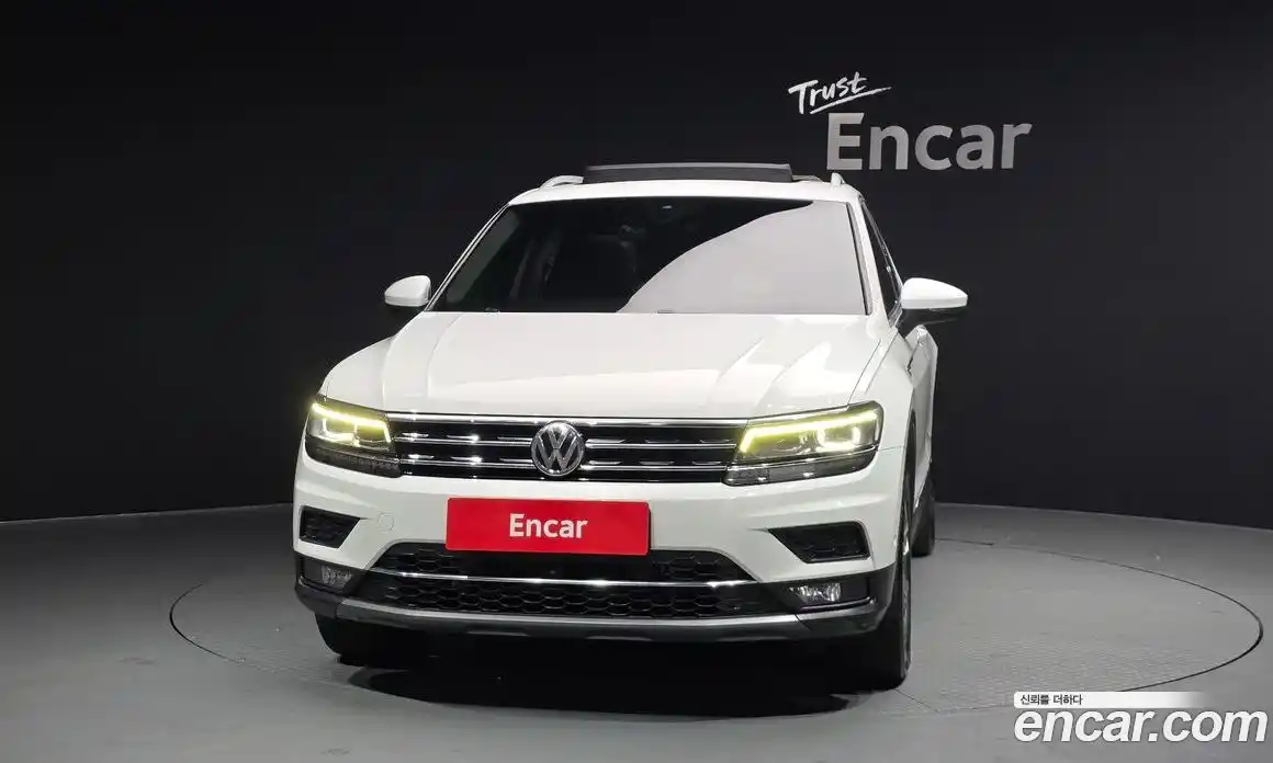 Volkswagen Tiguan 2018 2.0 гидро в Москве № 1549253, фото 3