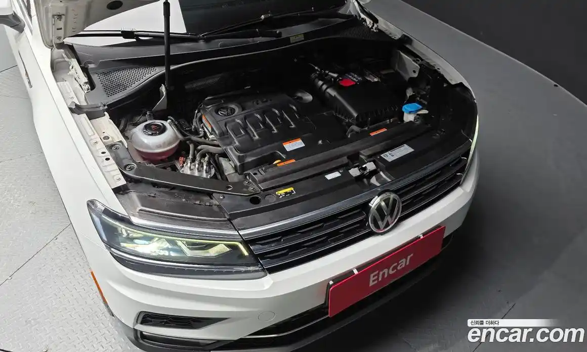 Volkswagen Tiguan 2018 2.0 гидро в Москве № 1549253, фото 6