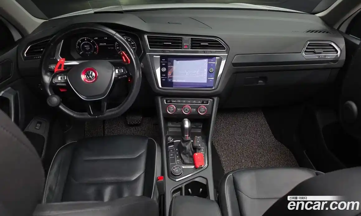 Volkswagen Tiguan 2018 2.0 гидро в Москве № 1549253, фото 7