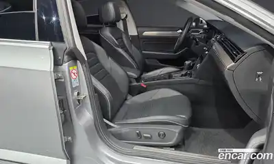 Volkswagen Arteon 2020 2.0 гидро в Москве № 1549288, миниатюра 11